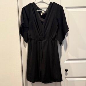 Miami Cercei V-Neck Kimono A-Line Dress